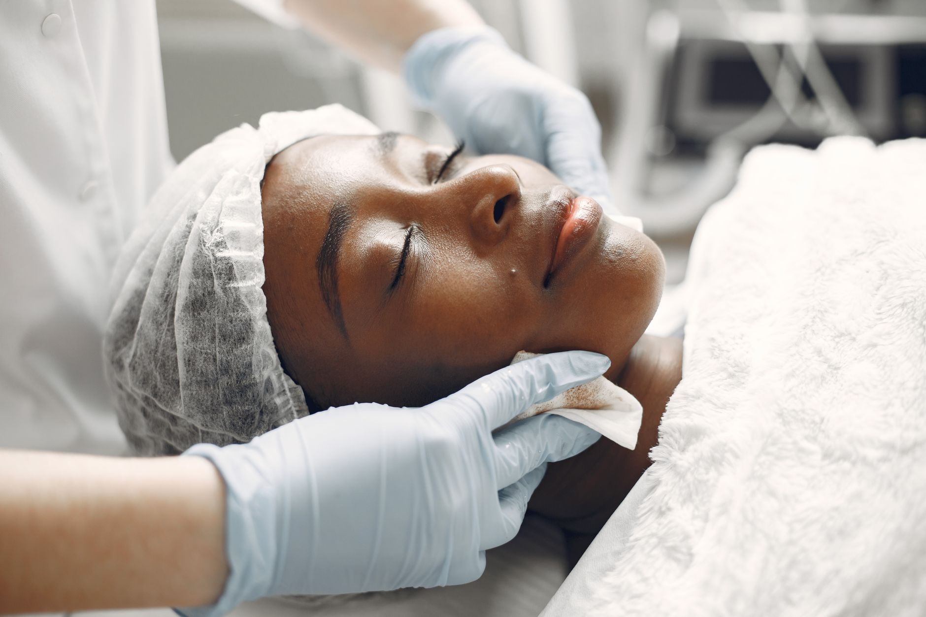 Tratamiento facial Hydrafacial